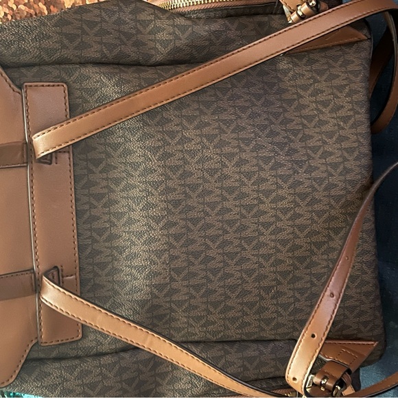 Michael Kors Jet Set Large Logo Backpack - Picture 10 of 14